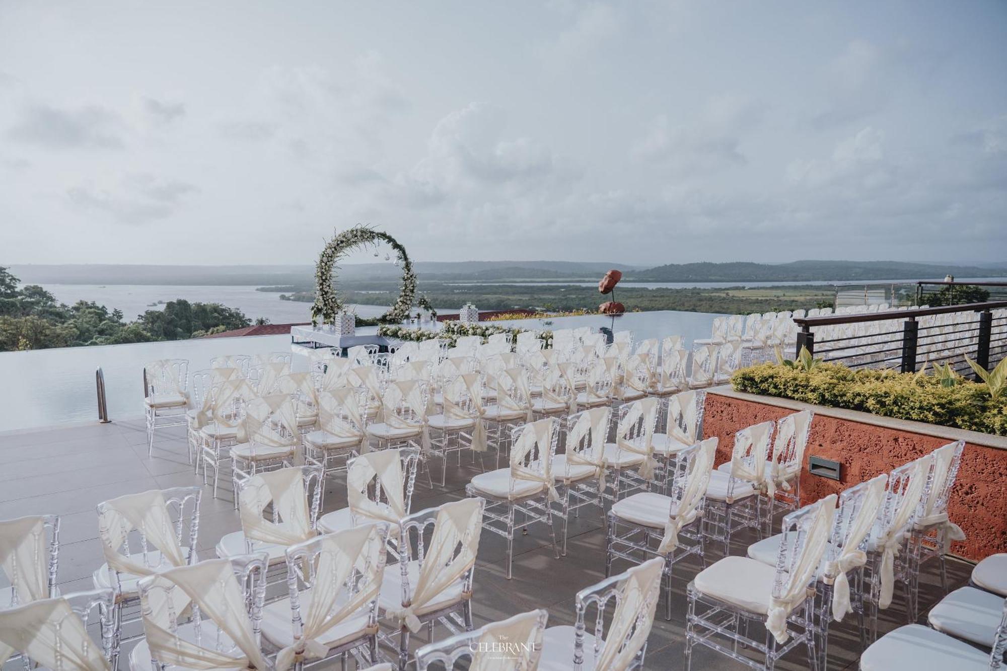 Doubletree By Hilton Goa - Panaji Hotel Kültér fotó