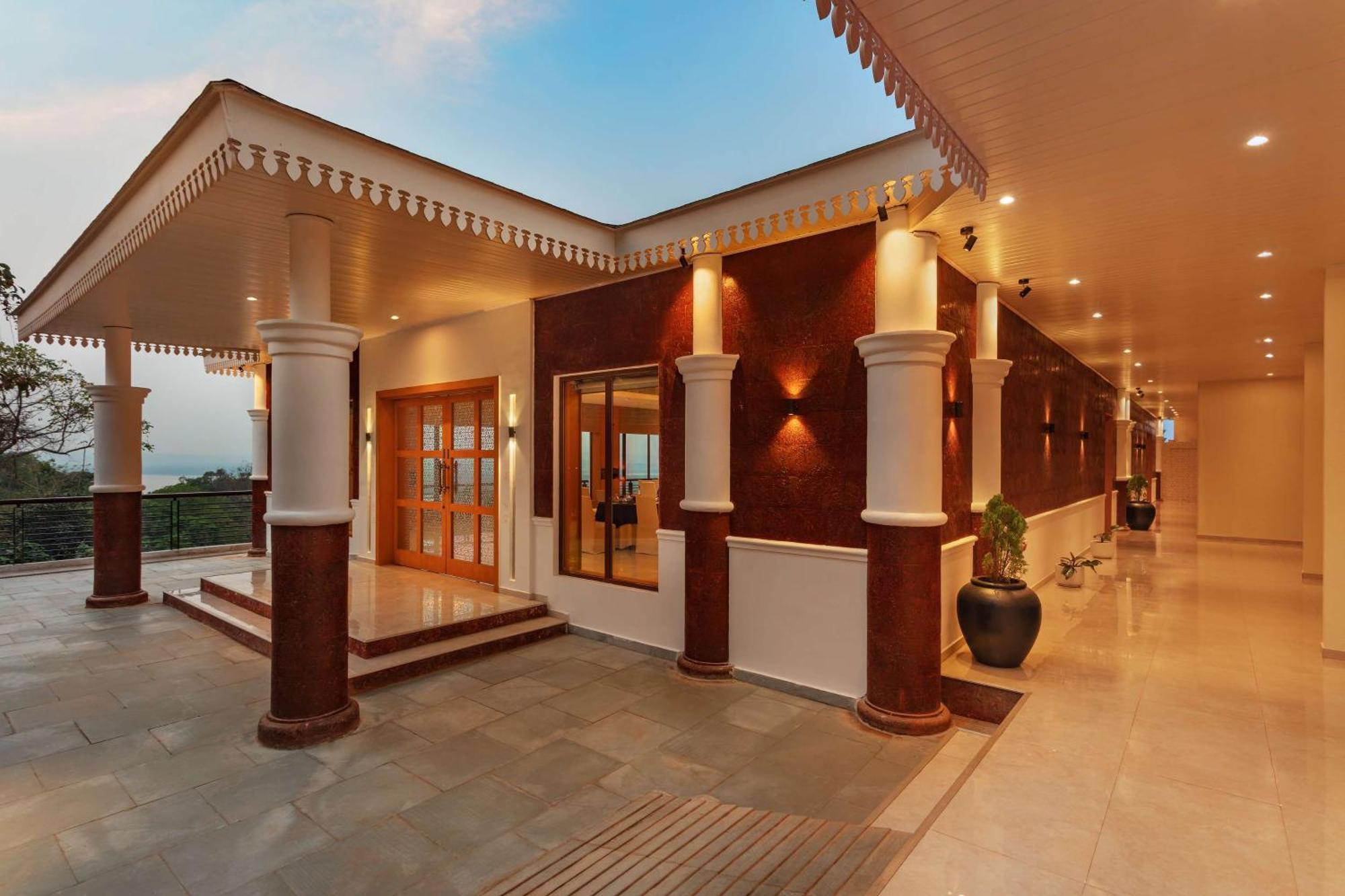 Doubletree By Hilton Goa - Panaji Hotel Kültér fotó