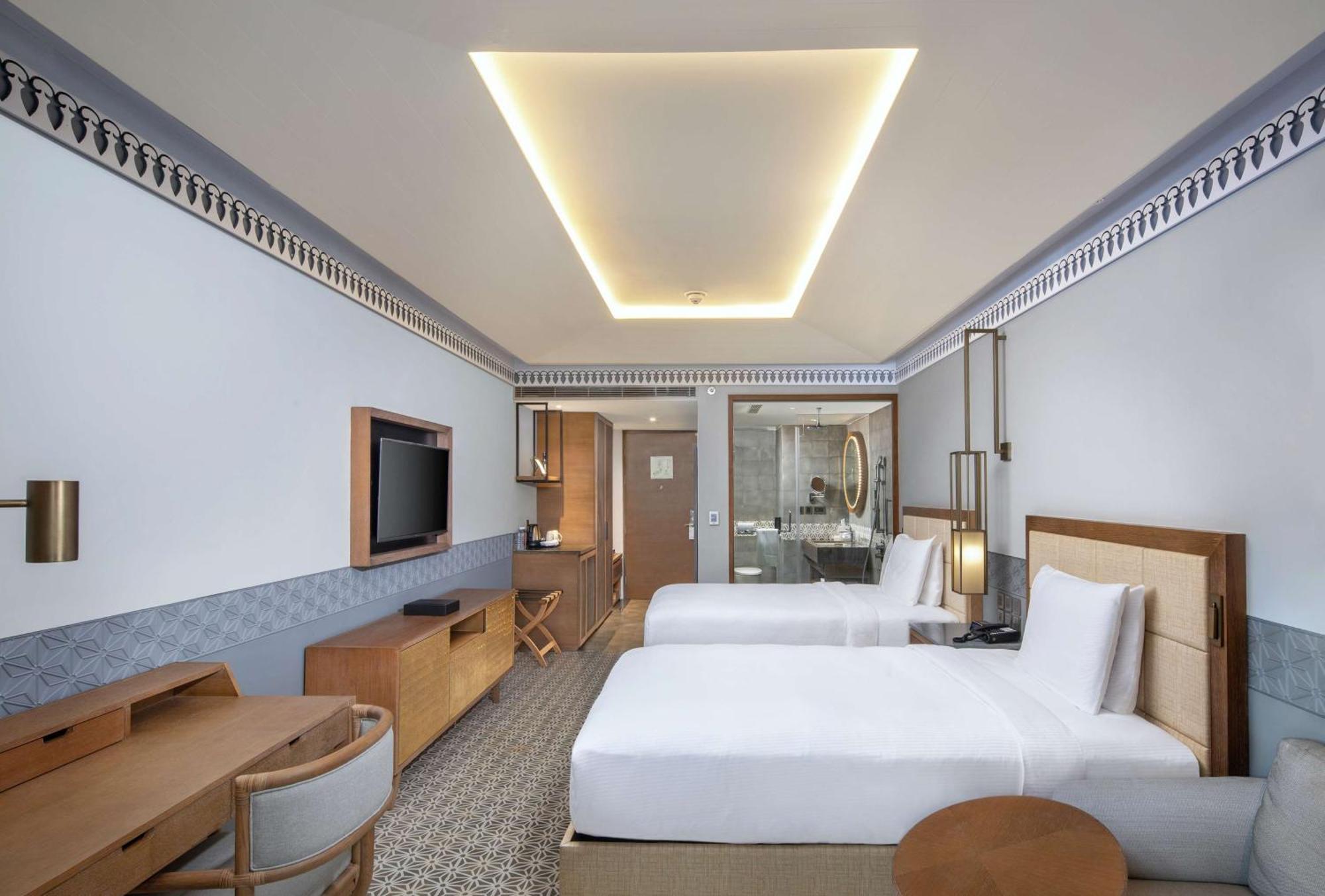 Doubletree By Hilton Goa - Panaji Hotel Kültér fotó