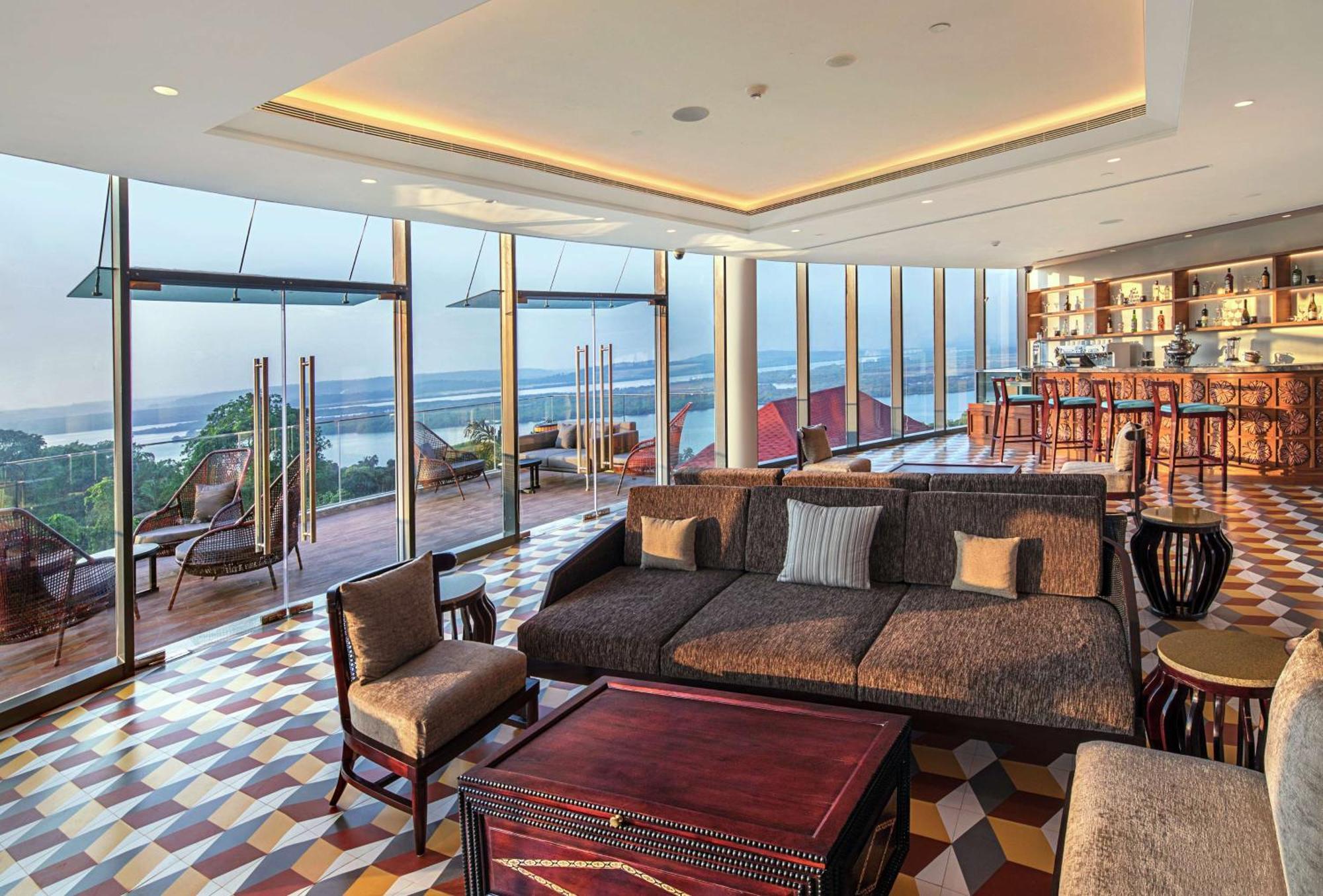 Doubletree By Hilton Goa - Panaji Hotel Kültér fotó