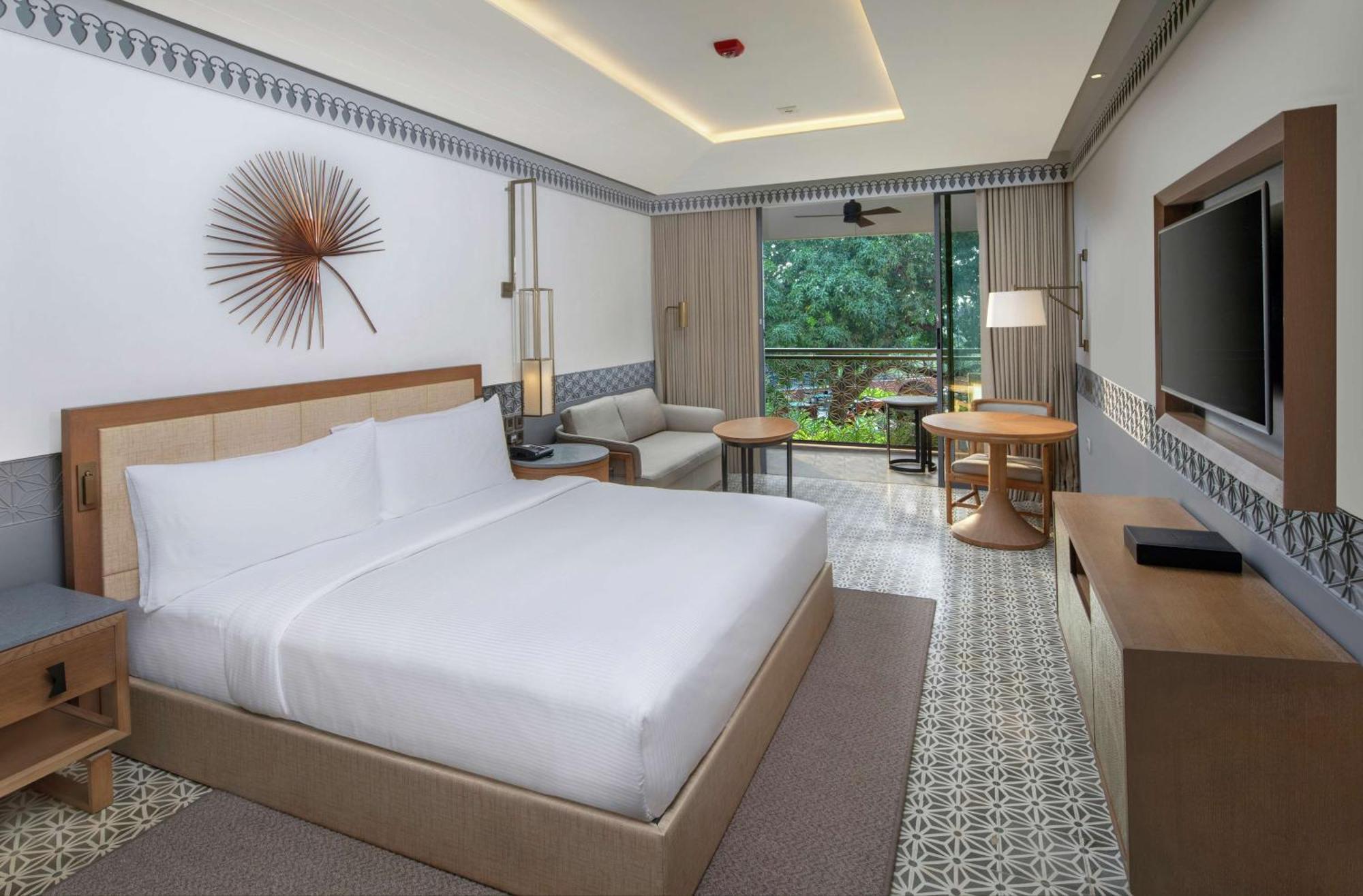 Doubletree By Hilton Goa - Panaji Hotel Kültér fotó
