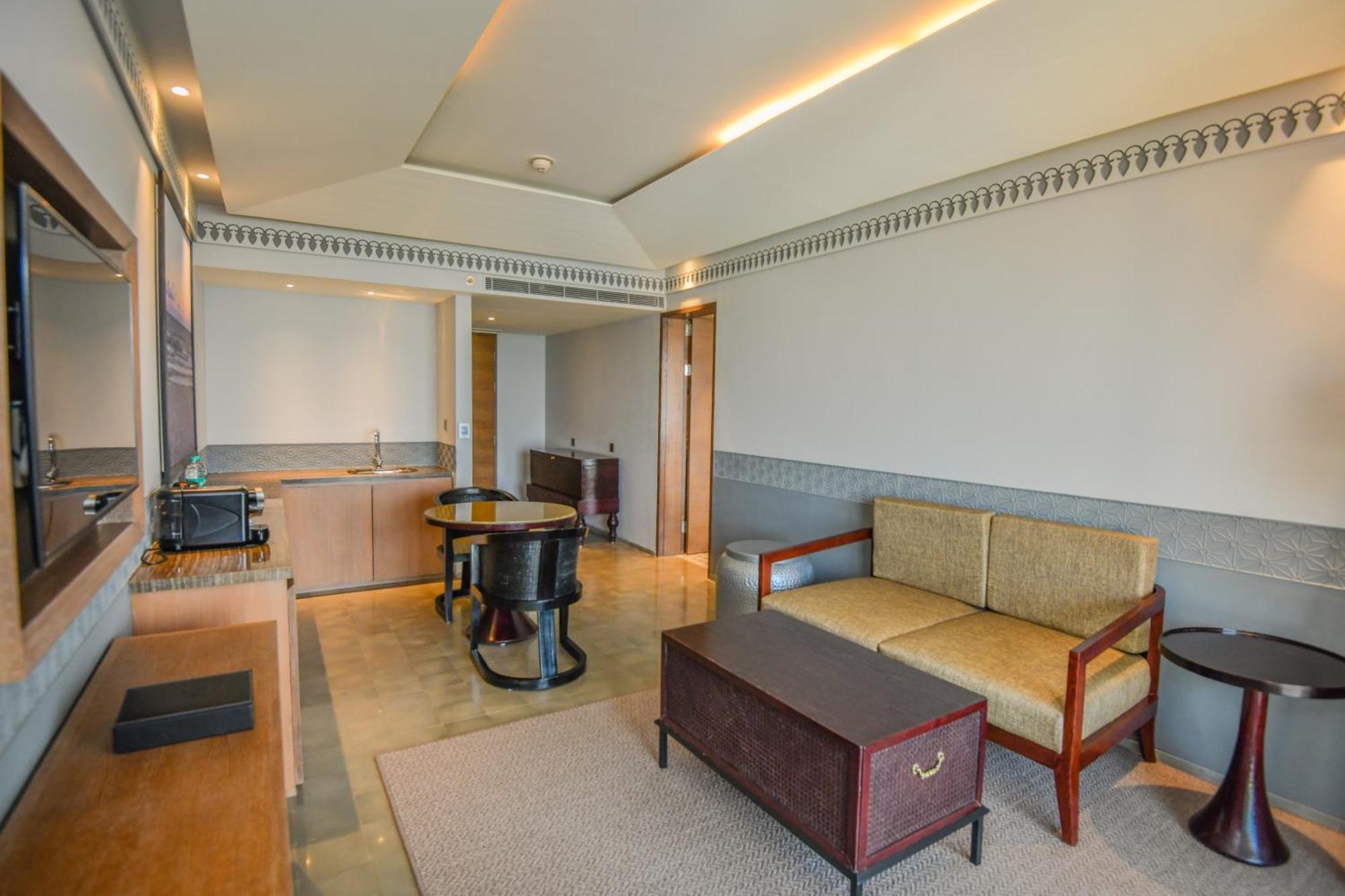 Doubletree By Hilton Goa - Panaji Hotel Kültér fotó